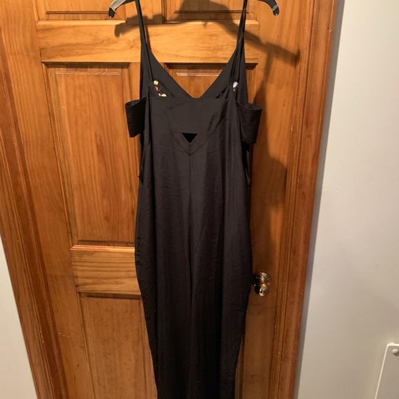 Jack by BB Dakota Agnesi Crepe Embroidered Jumpsuit in Black Medium - Picture 3 of 8